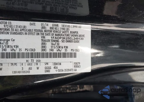 2014 Ford Focus Se z USA, uszkodzony, nr VIN 1FADP3K25EL249130
